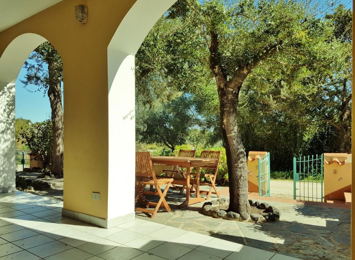 Dommos - Pintada Apartments Cala Liberotto Exteriör bild